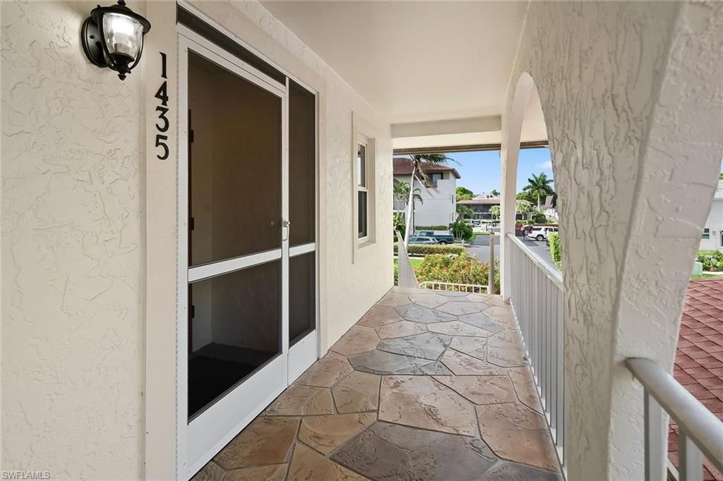 1435 Blue Point Ave, Unit 1435, Naples, FL 34102 Photo