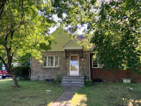 52 Lakeview Ave, Paterson, NJ 07503