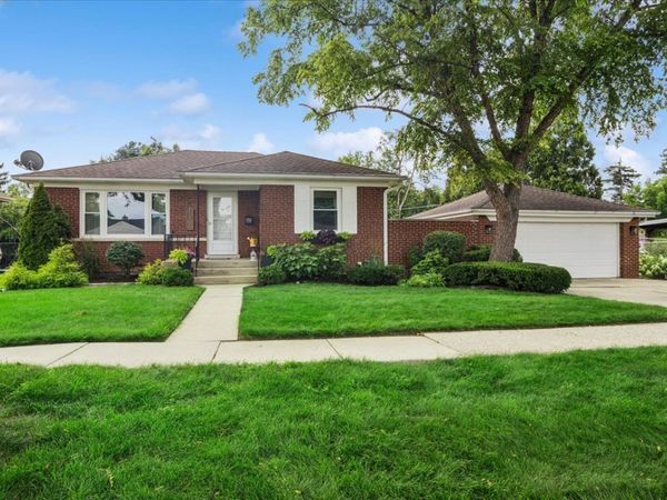 1300 Evers Avenue , Westchester, IL 60154