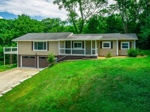 6582 Fairview Road , Hixson, TN 37343