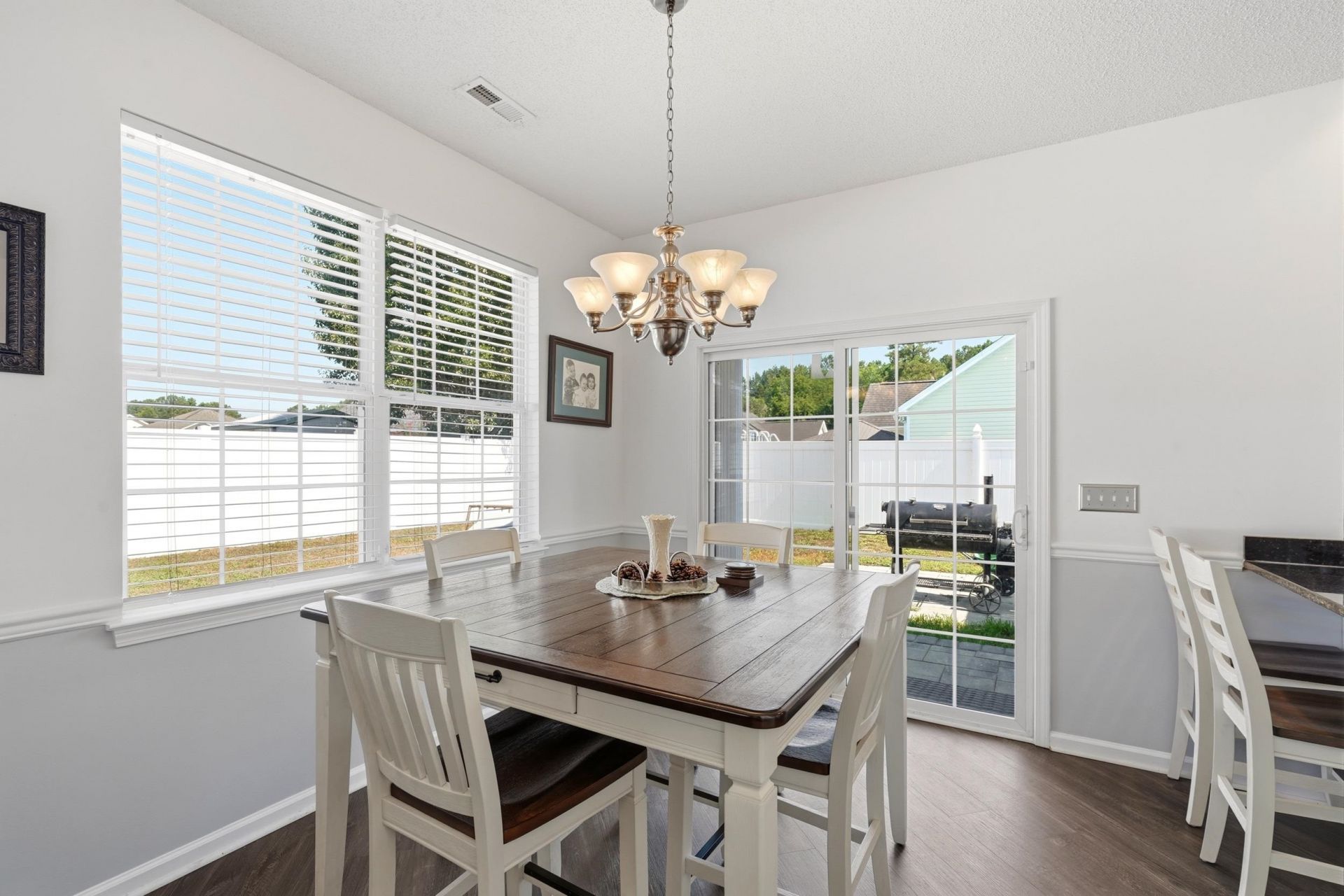 3678 Springdale Dr.  Photo 8