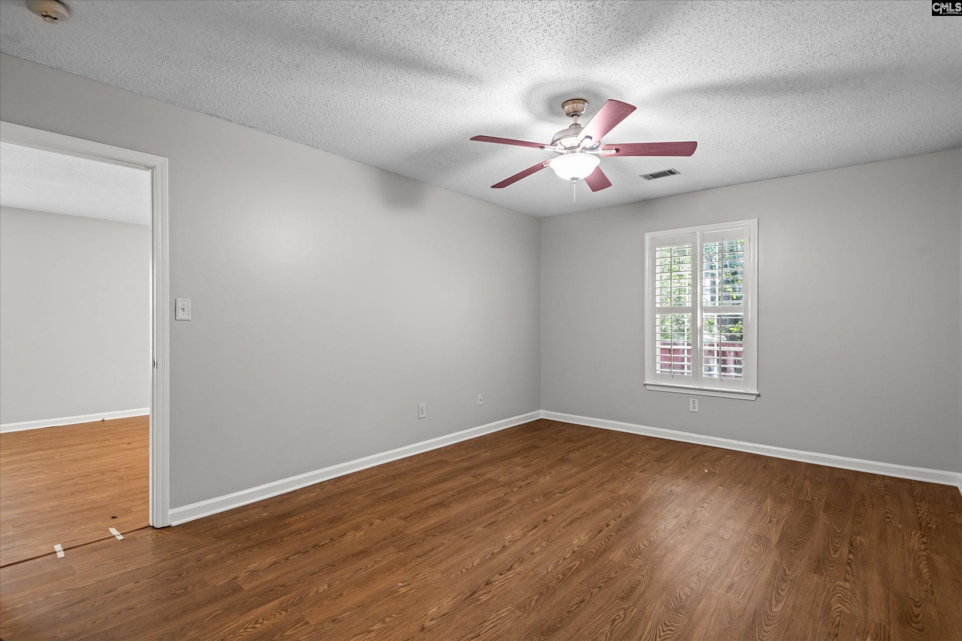 215 Twin Eagles Drive Photo 16