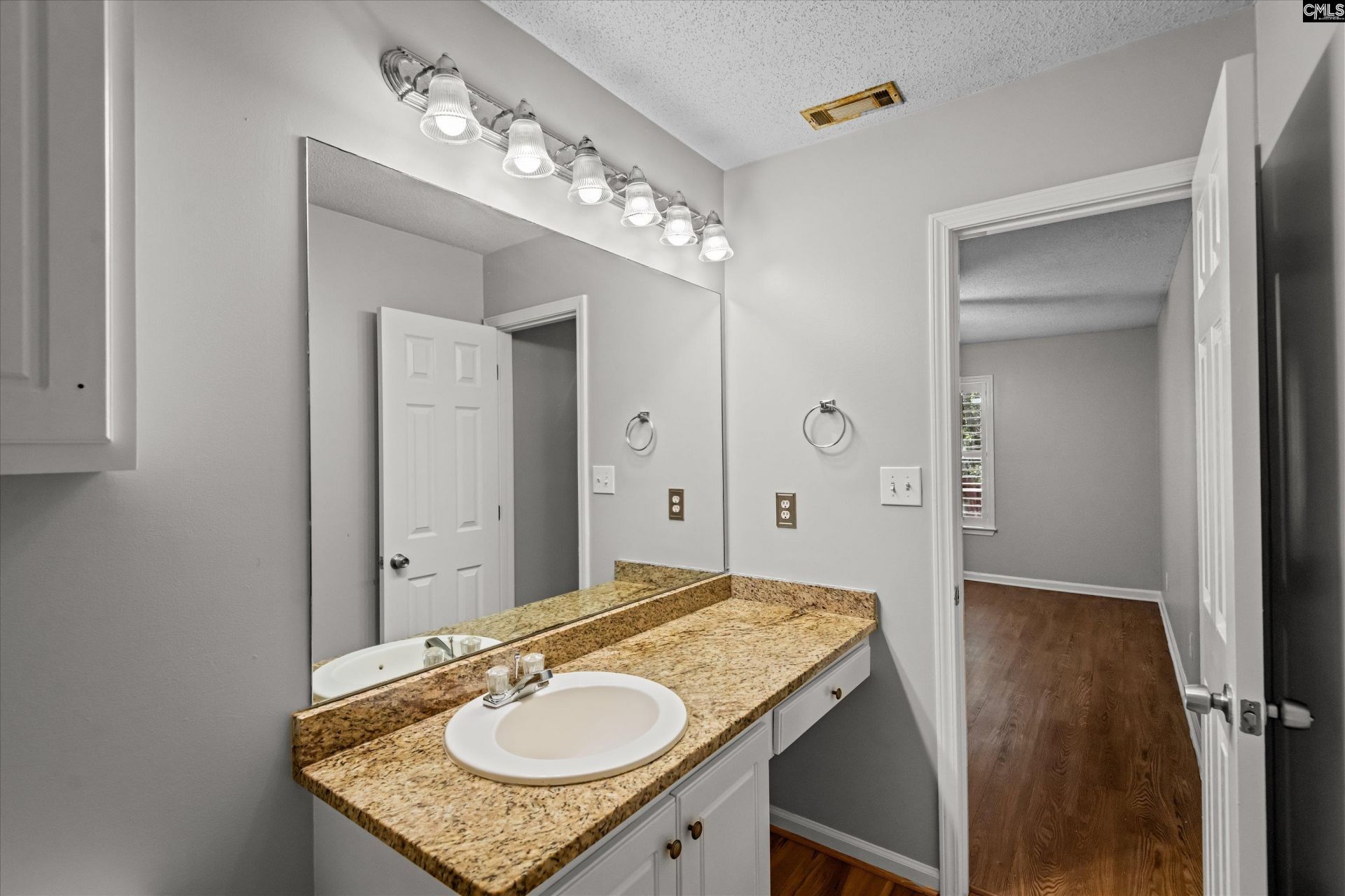 215 Twin Eagles Drive Photo 19