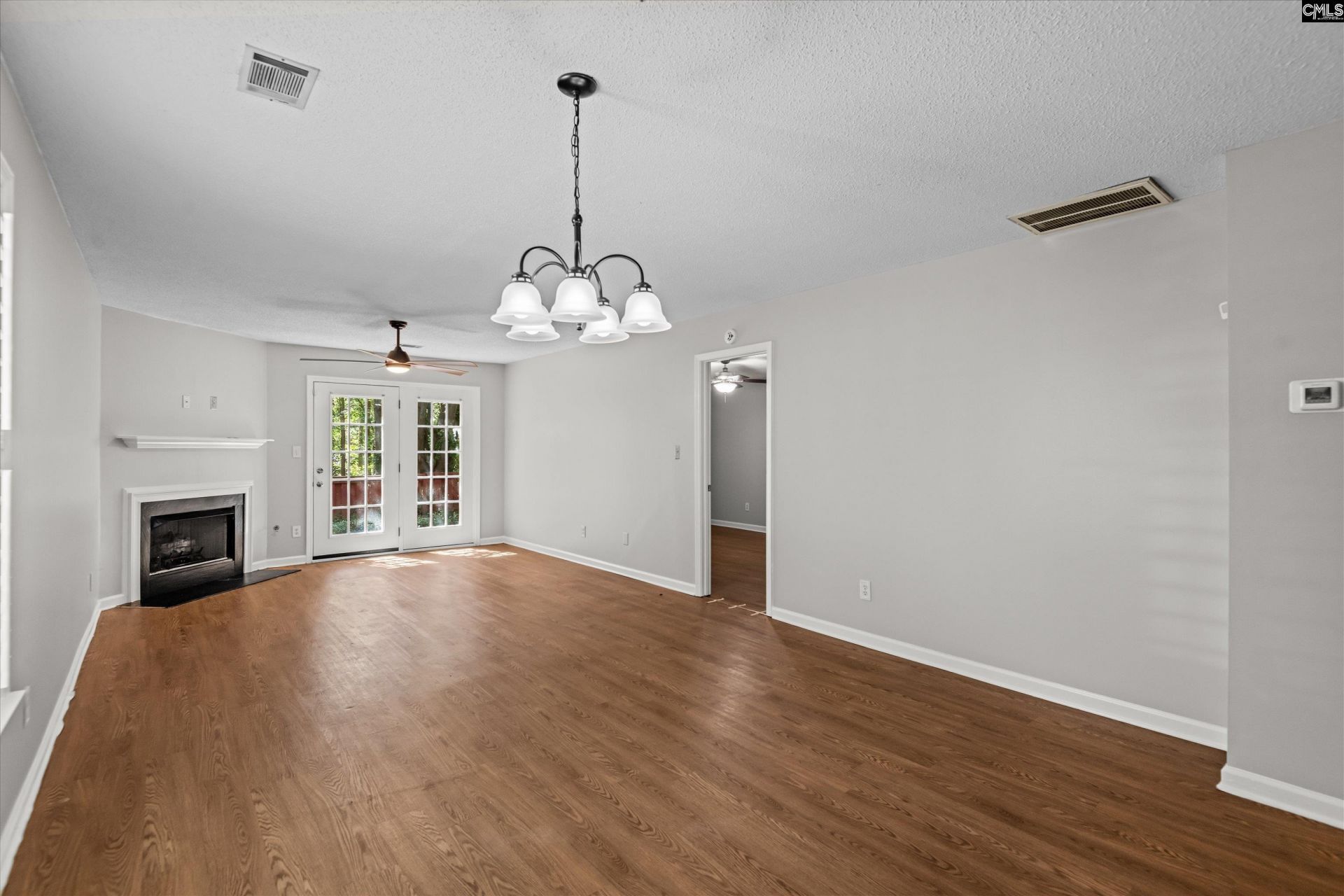 215 Twin Eagles Drive Photo 4