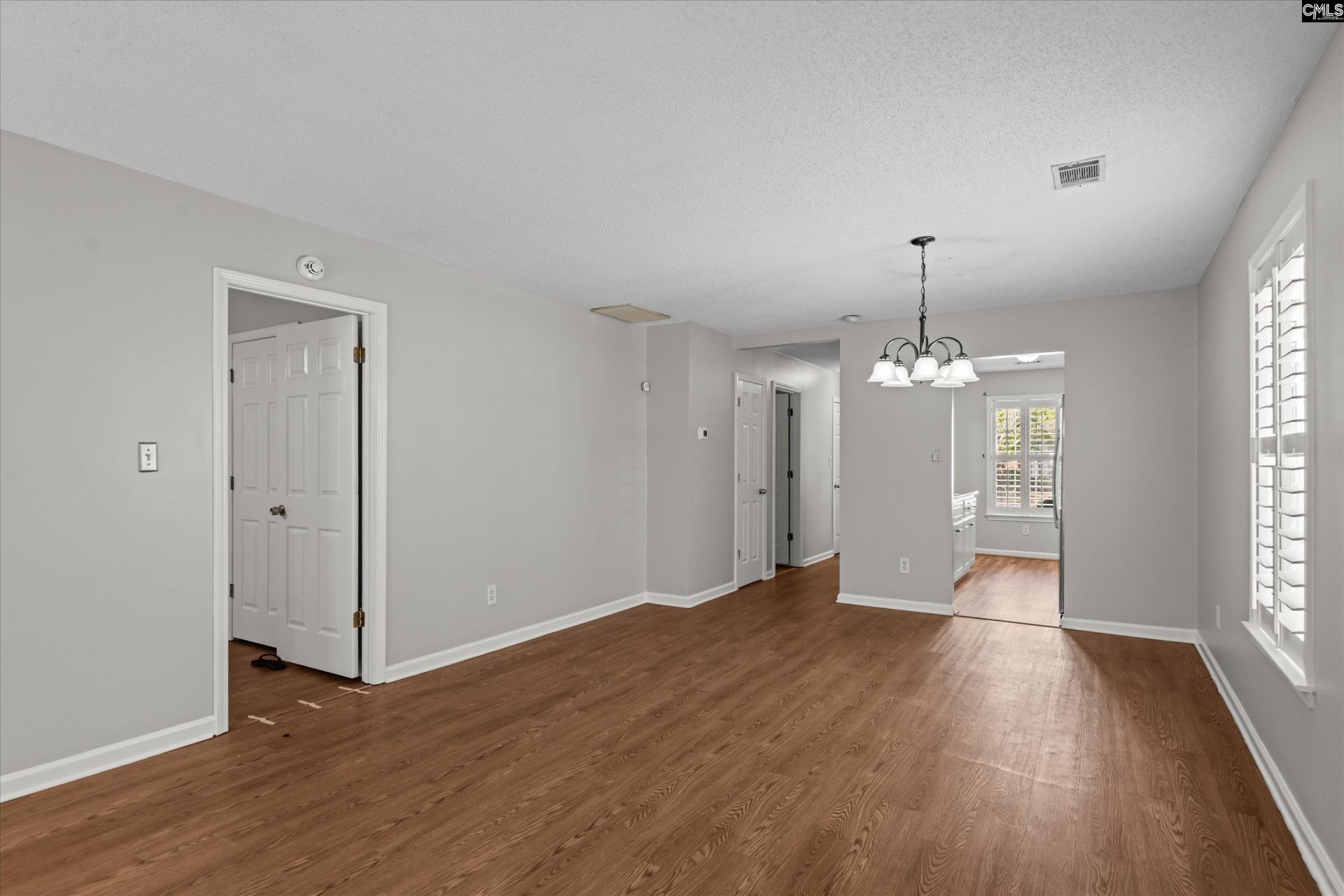 215 Twin Eagles Drive Photo 9