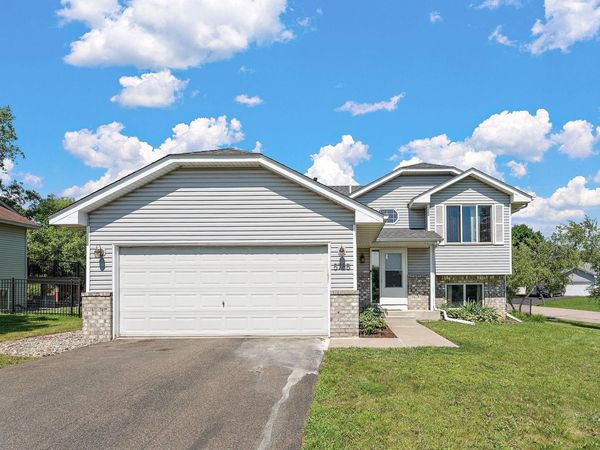 5785 Yucca Lane N, Plymouth, MN 55446