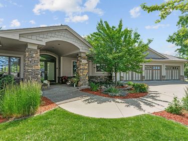 6030 Quantico Lane N, Plymouth, MN 55446