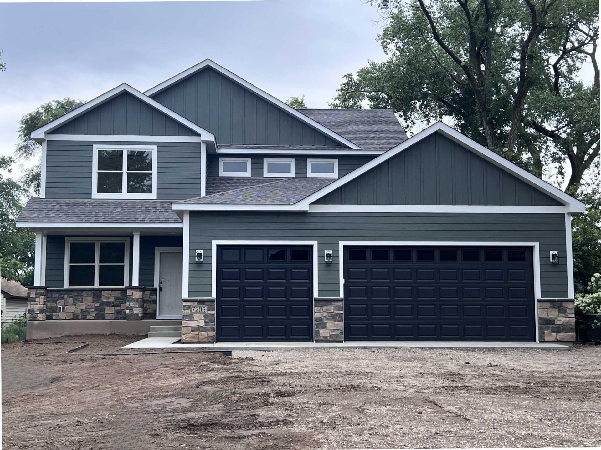 7205 62nd Avenue N, New Hope, MN 55428