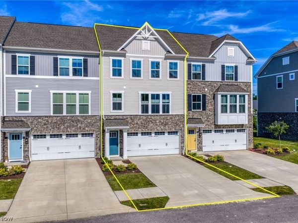 1377 Chateau Place , Avon, OH 44011