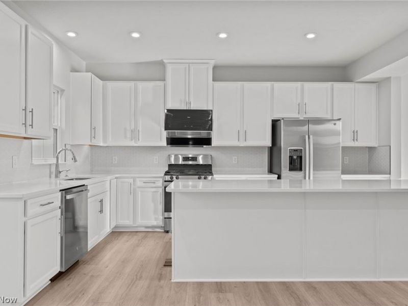 1377 Chateau Place, Avon, OH 44011 Photo 10