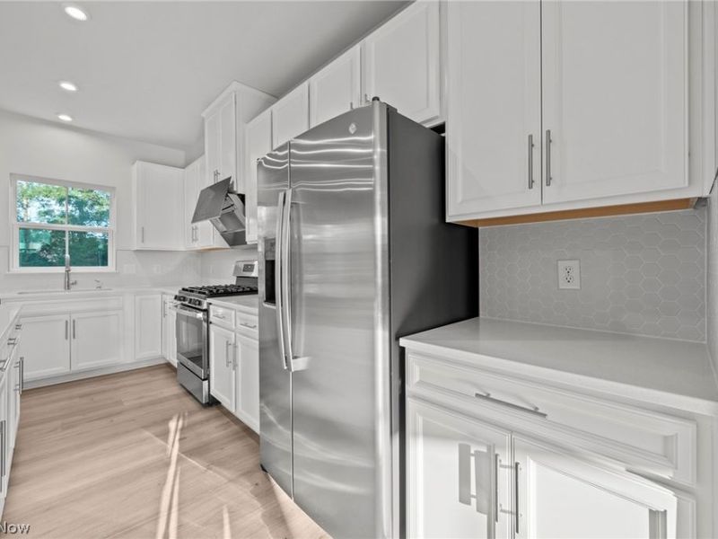 1377 Chateau Place, Avon, OH 44011 Photo 12