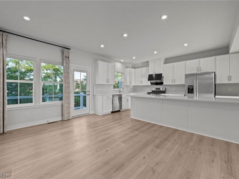 1377 Chateau Place, Avon, OH 44011 Photo 14