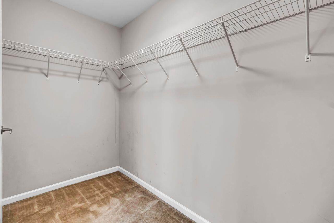 128 Mayfield Drive Photo 18