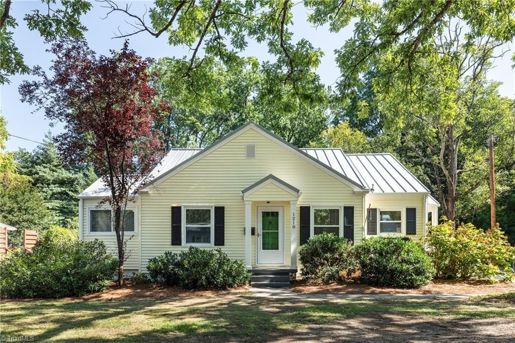 1218 W Northwood Street, Greensboro, NC 27408 Main Photo