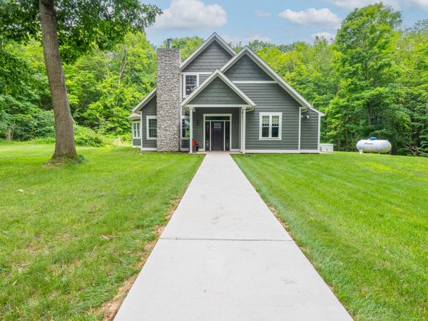 412 63rd Street, South Haven, MI 49090