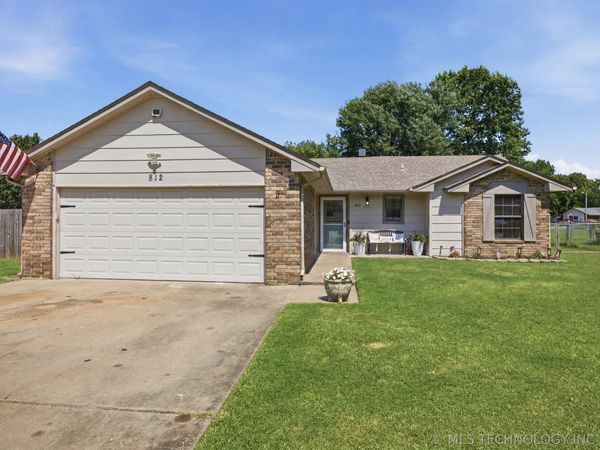 812 Cumberland Drive, Muskogee, OK 74403