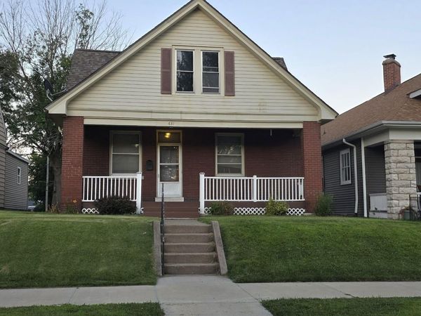 631 S 16TH Street, Quincy, IL 62301