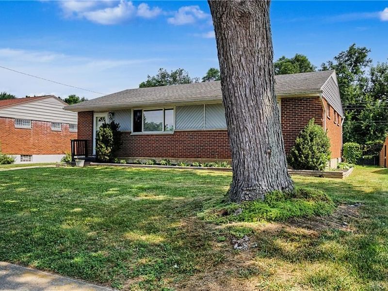 217 Whispering Drive, Trotwood, OH 45426 Photo 2