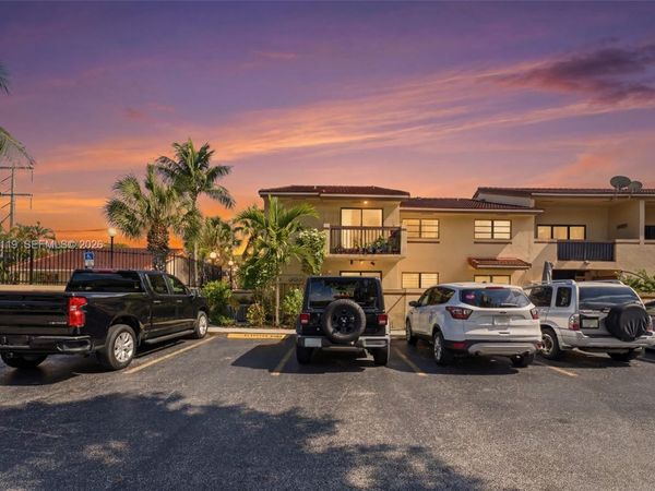 6246 SW 136th Ct , Unit D202, Miami, FL 33183