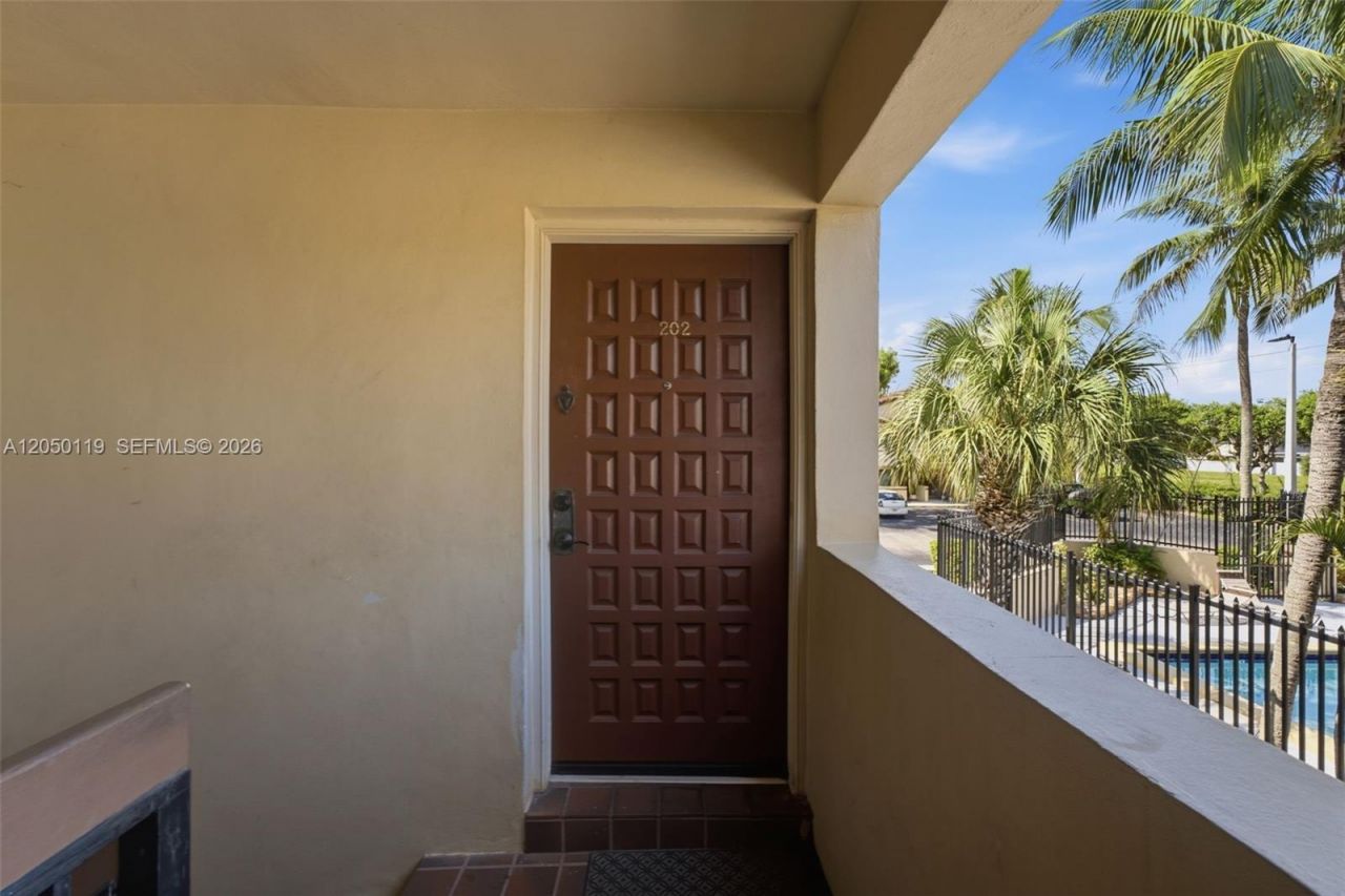 6246 SW 136th Ct , Unit D202, Miami, FL 33183 Photo