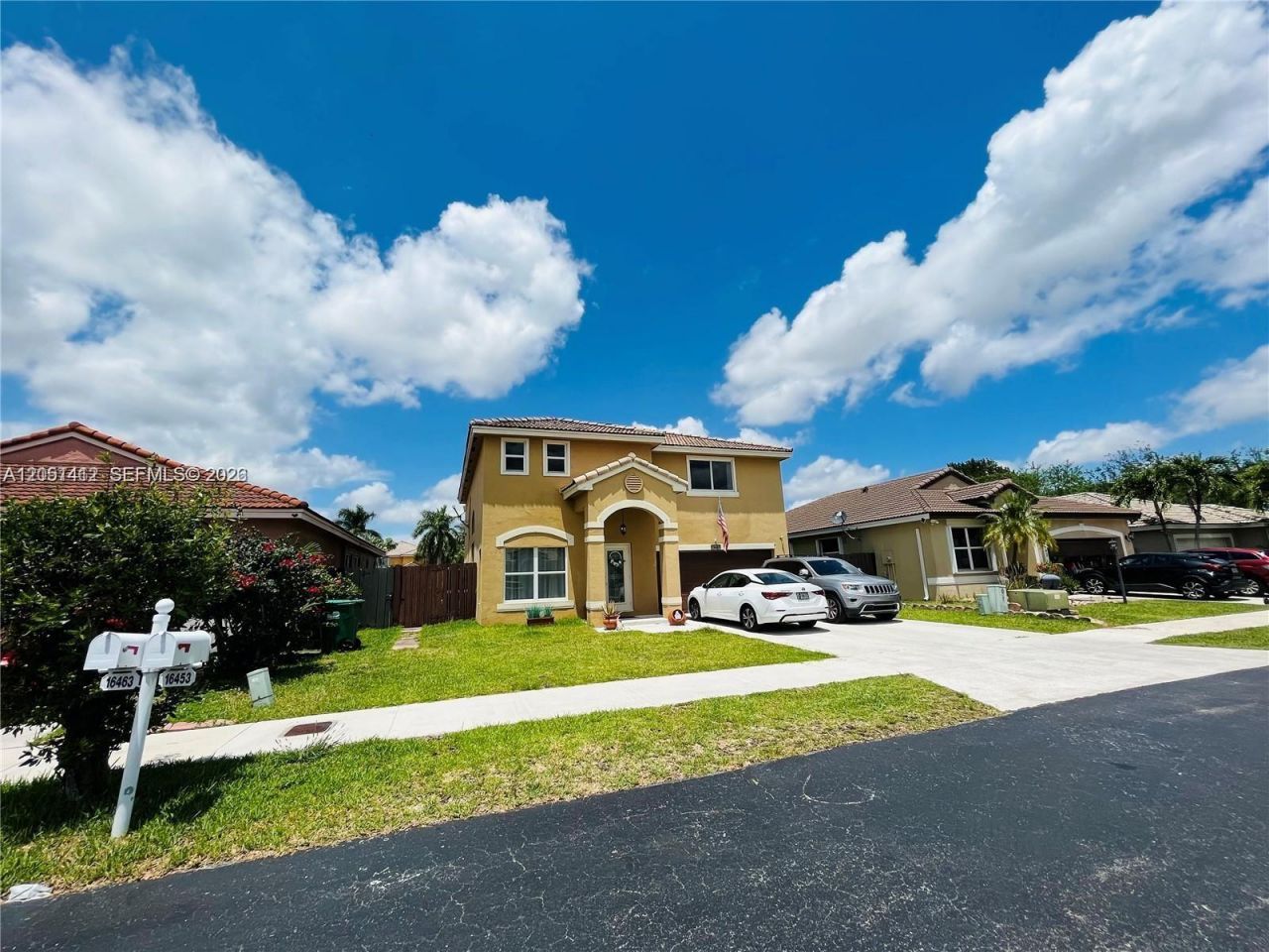 16453 SW 75th Ter, Miami, FL 33193 Photo