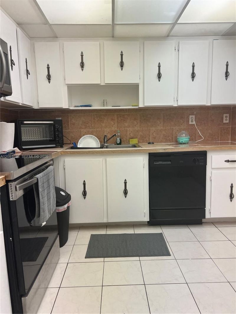 1250 NE 125th St , Unit 403D, North Miami, FL 33161 Photo