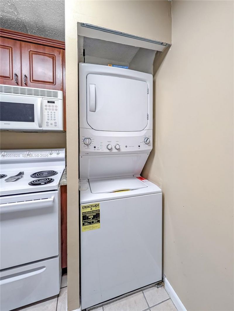 301 SW 86th Ave , Unit 101, Pembroke Pines, FL 33025 Photo