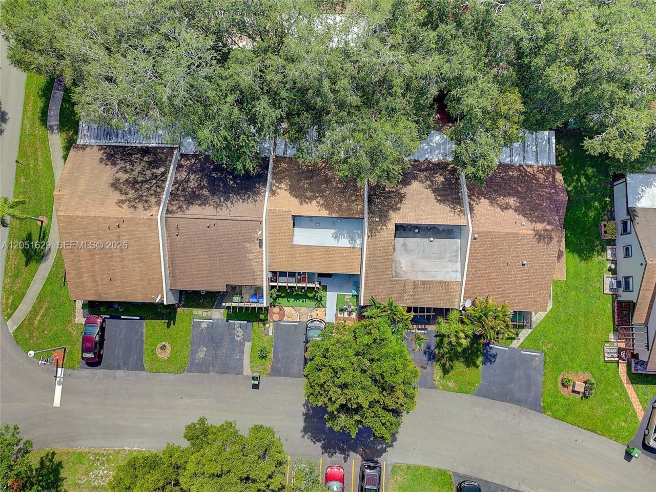 1630 NW 98th Ter , Pembroke Pines, FL 33024 Photo