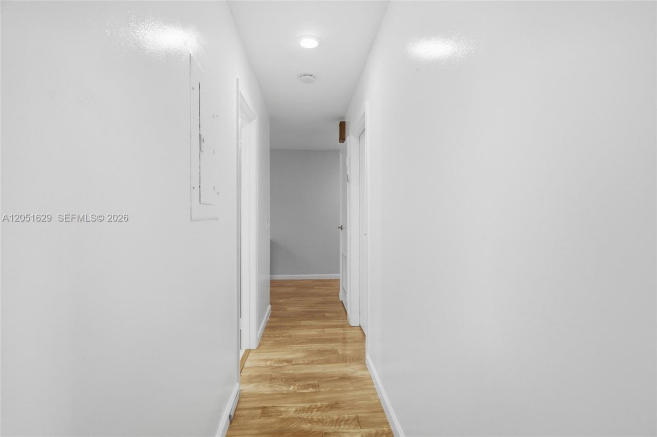 1630 NW 98th Ter , Pembroke Pines, FL 33024 Photo
