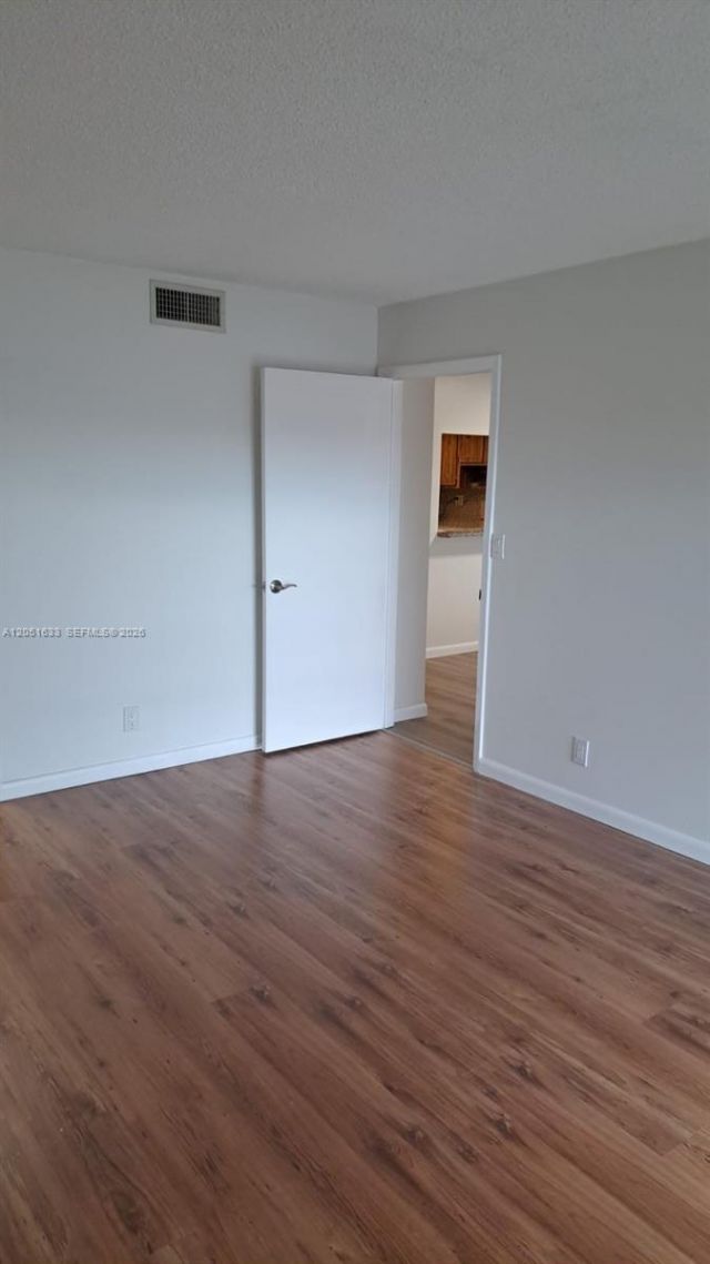 230 Lakeview Dr, Unit 310, Weston, FL 33326 Photo