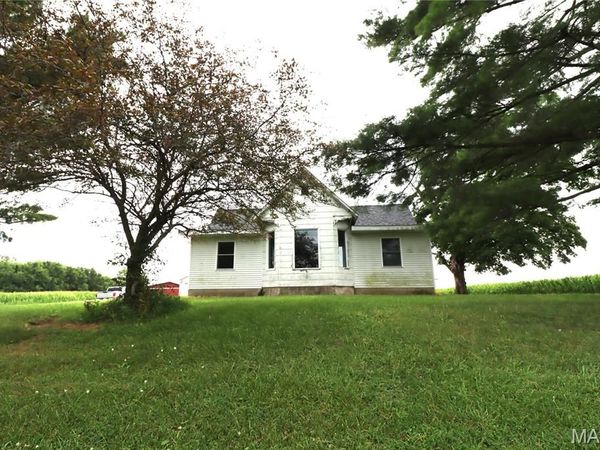 1808 Pleasant Mound Avenue , Smithboro, IL 62284
