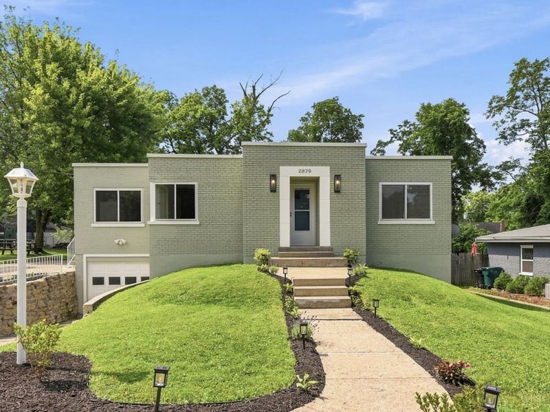2879 St Catherine Place, Cincinnati, OH 45211 Photo 1
