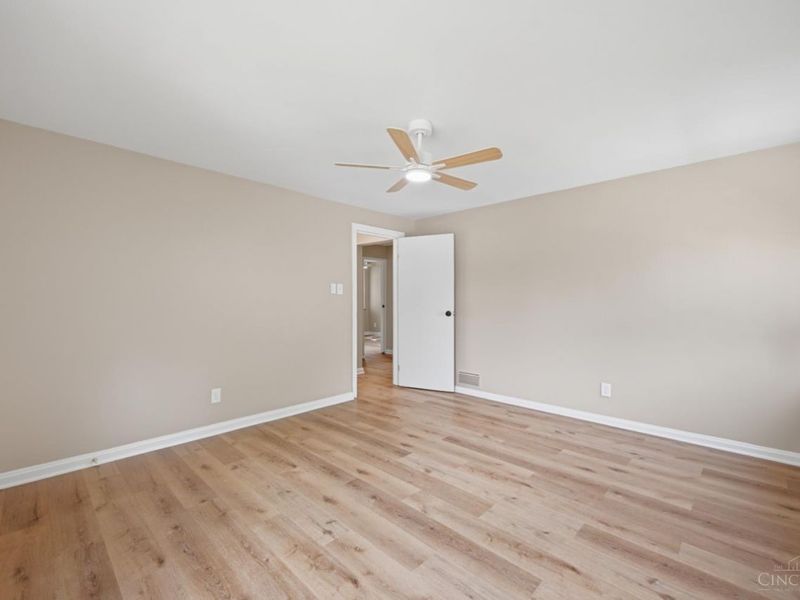 2879 St Catherine Place, Cincinnati, OH 45211 Photo 16