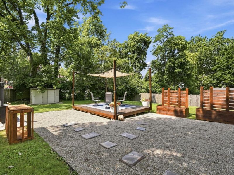 2879 St Catherine Place, Cincinnati, OH 45211 Photo 39