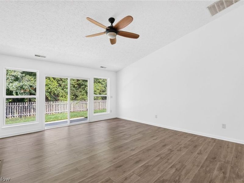 8832 Wheaton Place , North Ridgeville, OH 44039 Photo 6