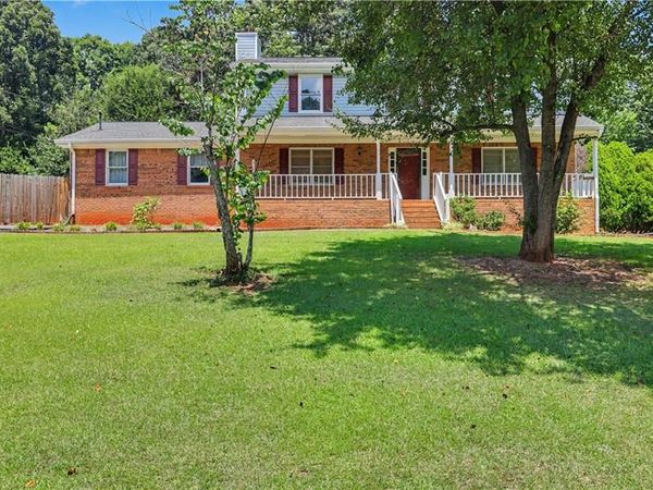 91 Bentridge Court , Lawrenceville, GA 30043