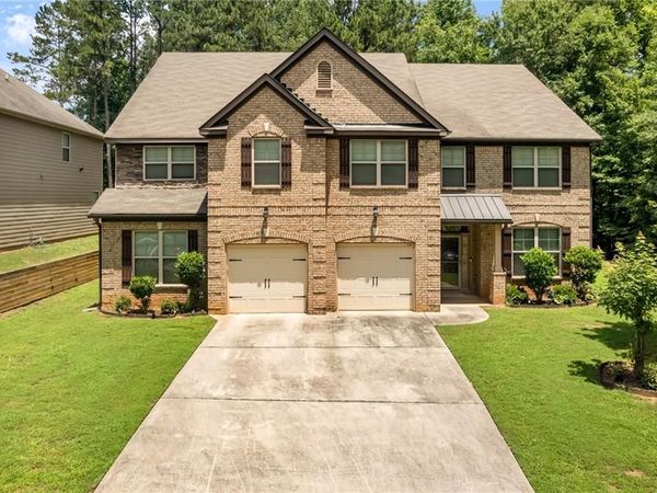 891 Lorrimont Lane , Fairburn, GA 30213