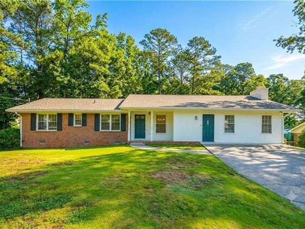 2168 Cannon Hill Road SW, Lilburn, GA 30047