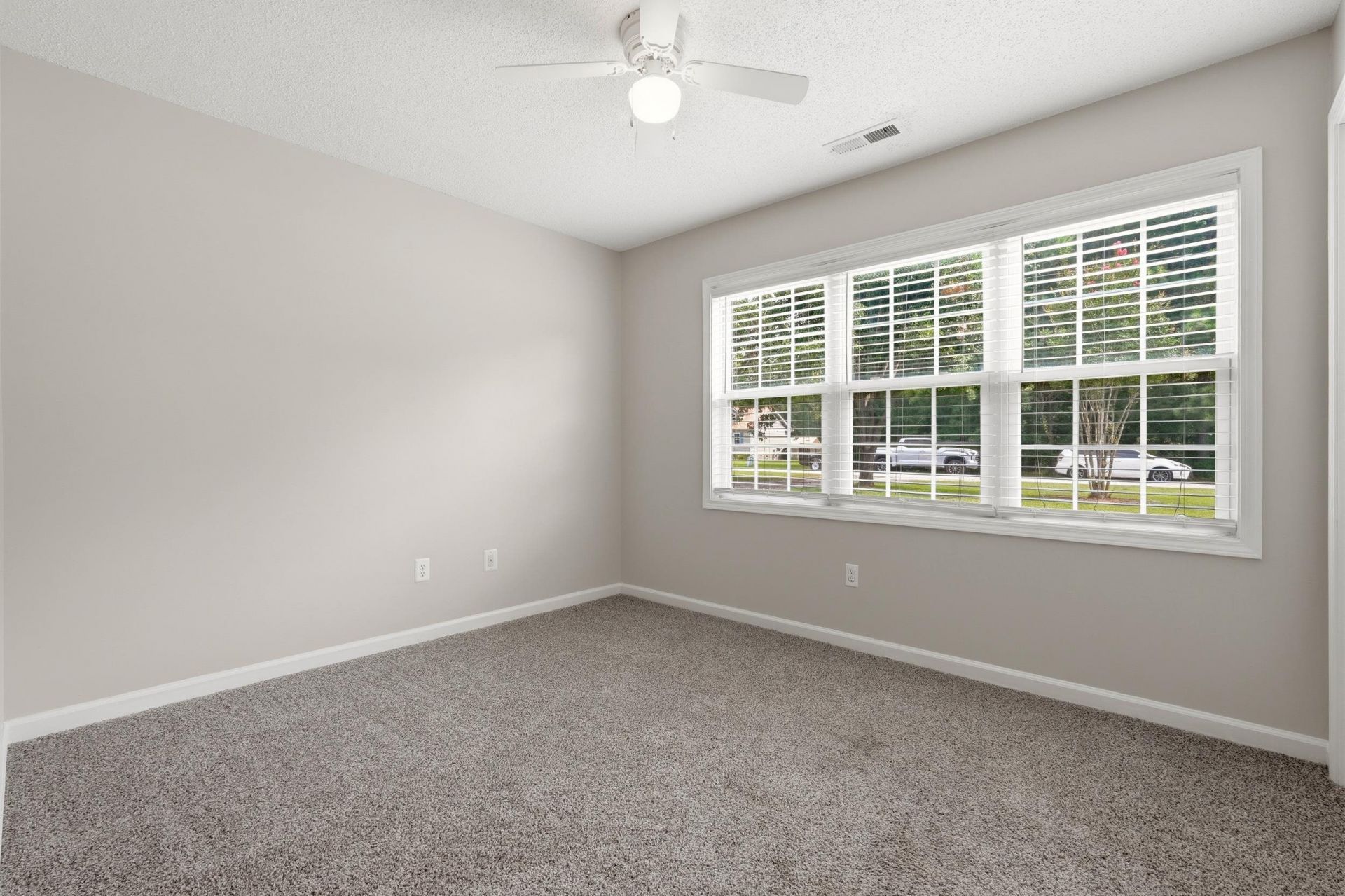 3298 Bakersfield Rd. Photo 25