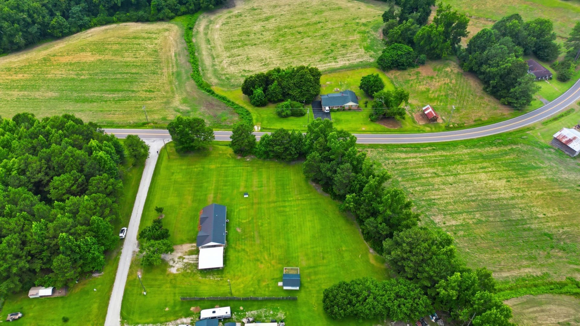 3298 Bakersfield Rd. Photo 44