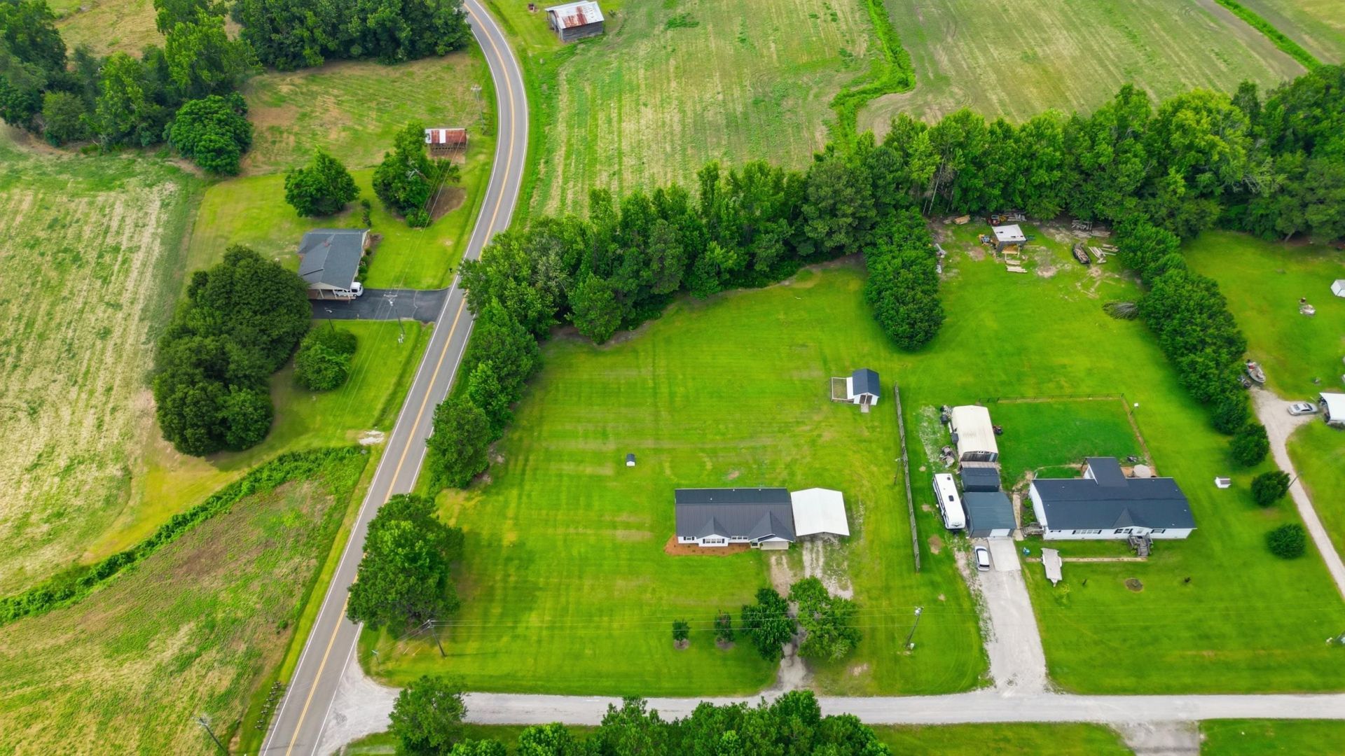 3298 Bakersfield Rd. Photo 45