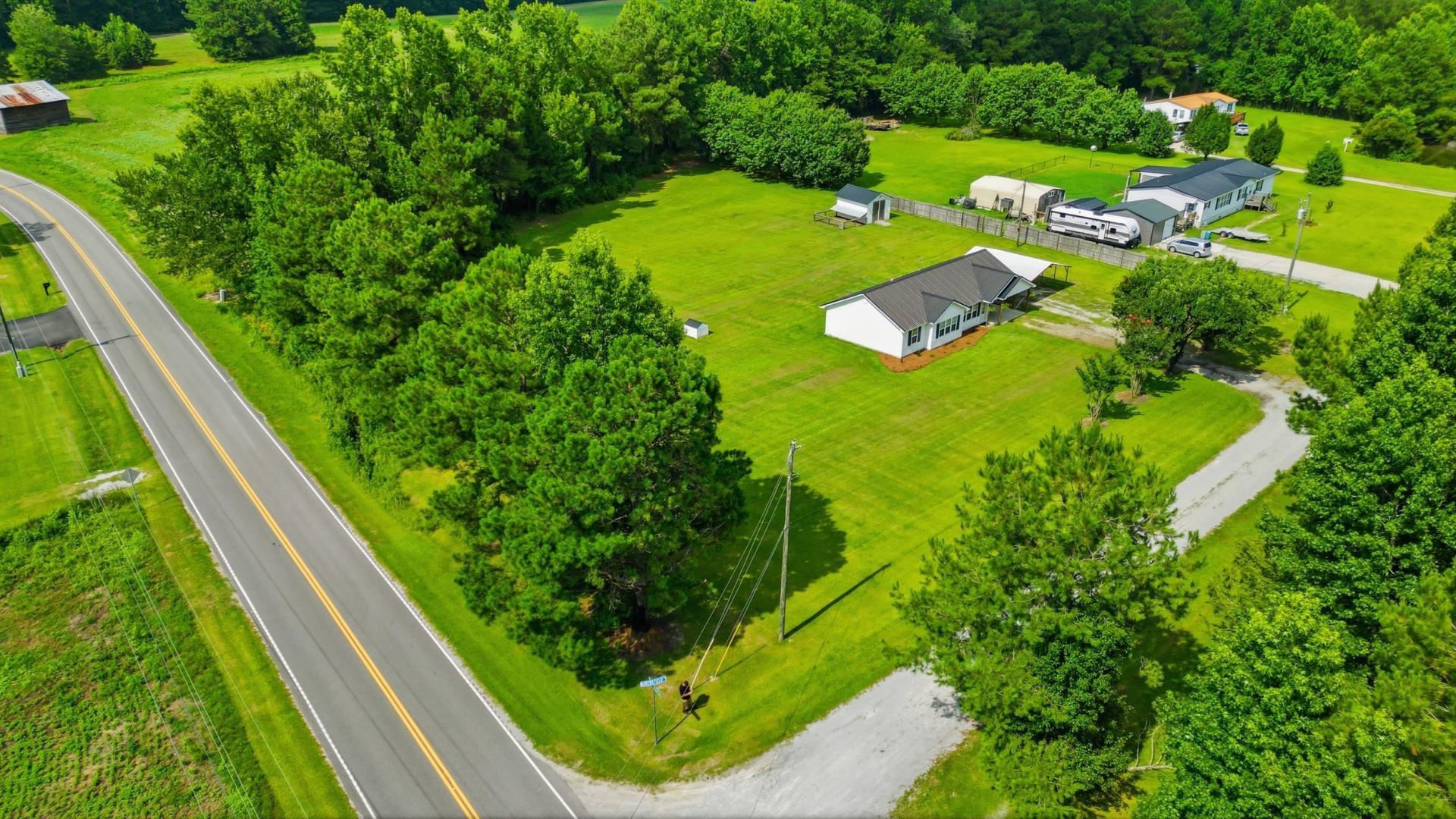 3298 Bakersfield Rd. Photo 46