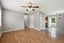 3298 Bakersfield Rd. photo 4