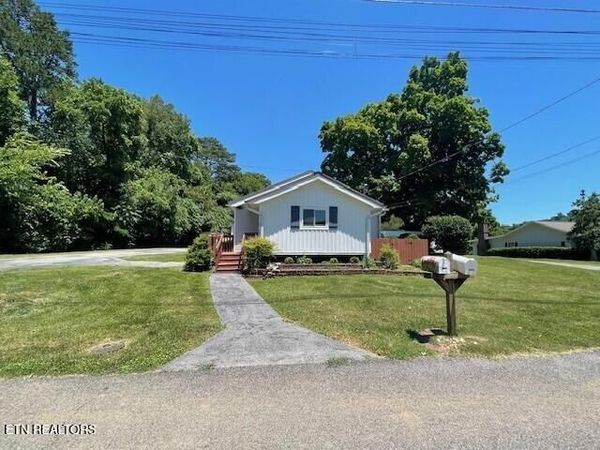 6100 Adelia Drive, Knoxville, TN 37920