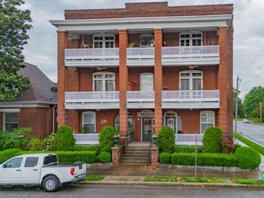 233 N 6th Street, Unit 203, Paducah, KY 42001