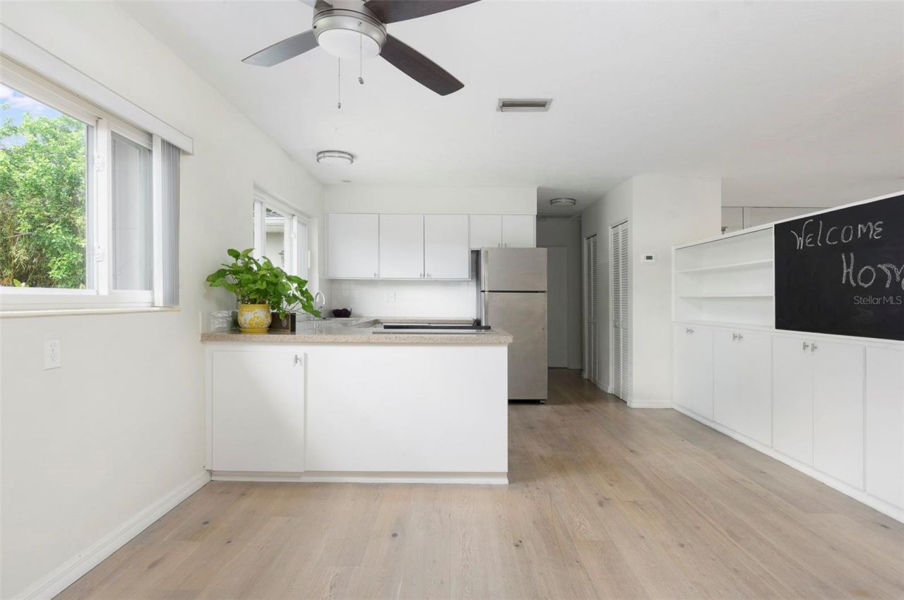 482 41st Avenue N, Saint Petersburg, FL 33703 Photo