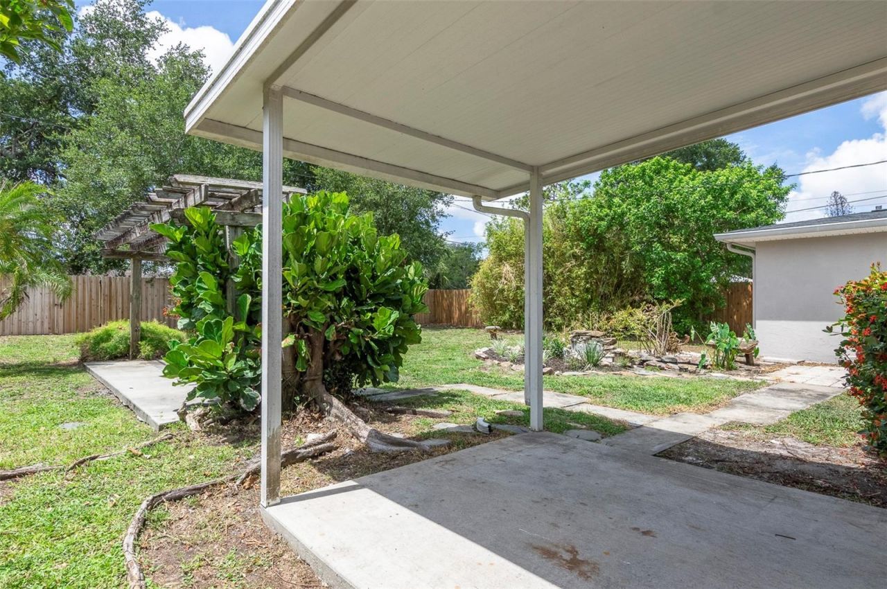 482 41st Avenue N, Saint Petersburg, FL 33703 Photo