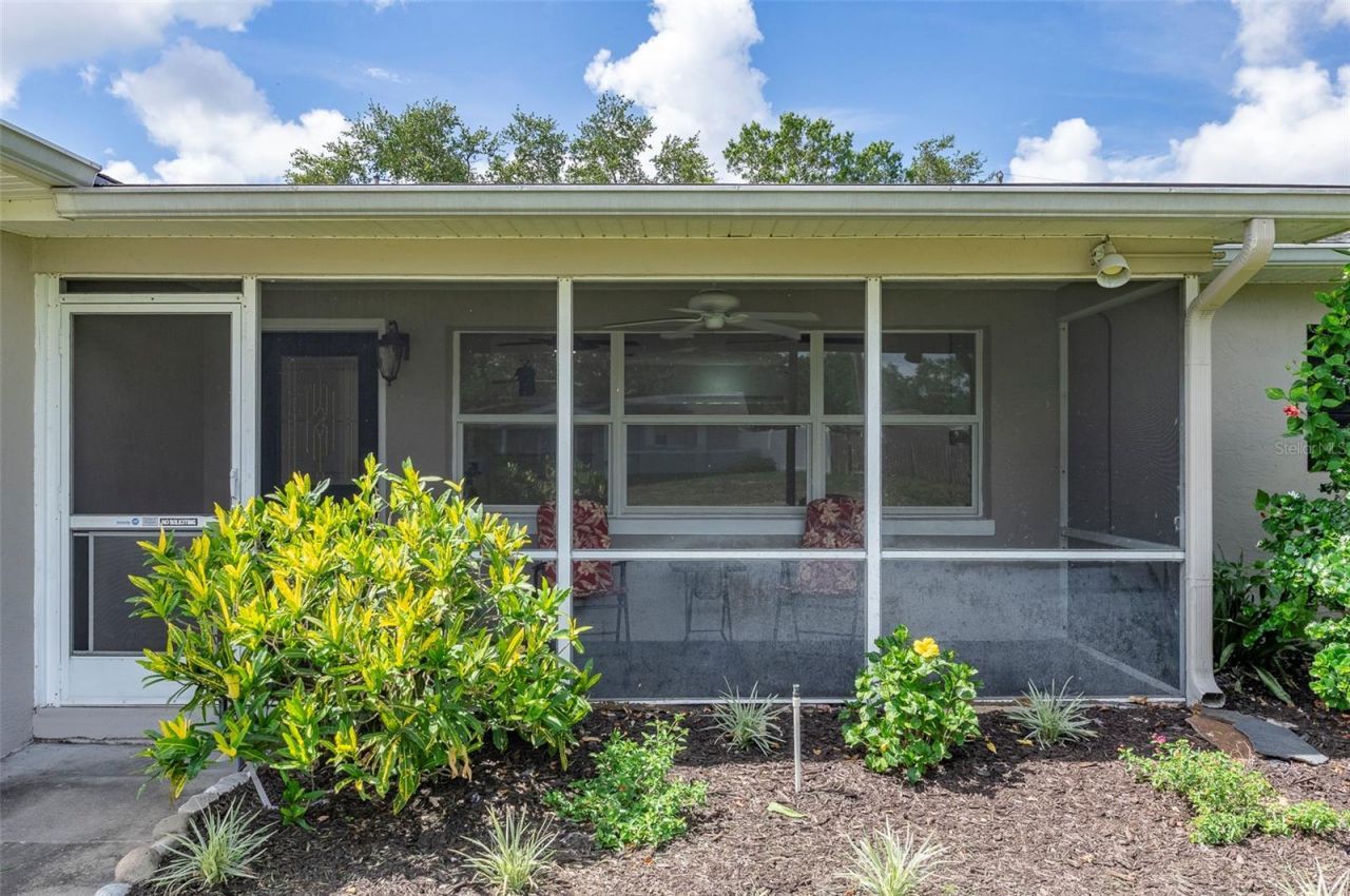 482 41st Avenue N, Saint Petersburg, FL 33703 Photo