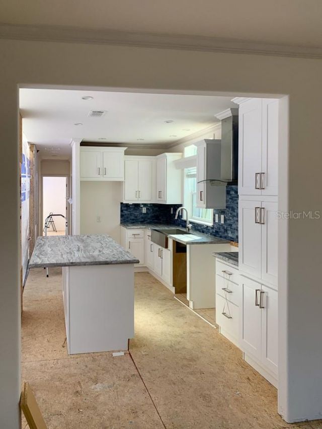 71 Twin Shores Boulevard , Longboat Key, FL 34228 Photo