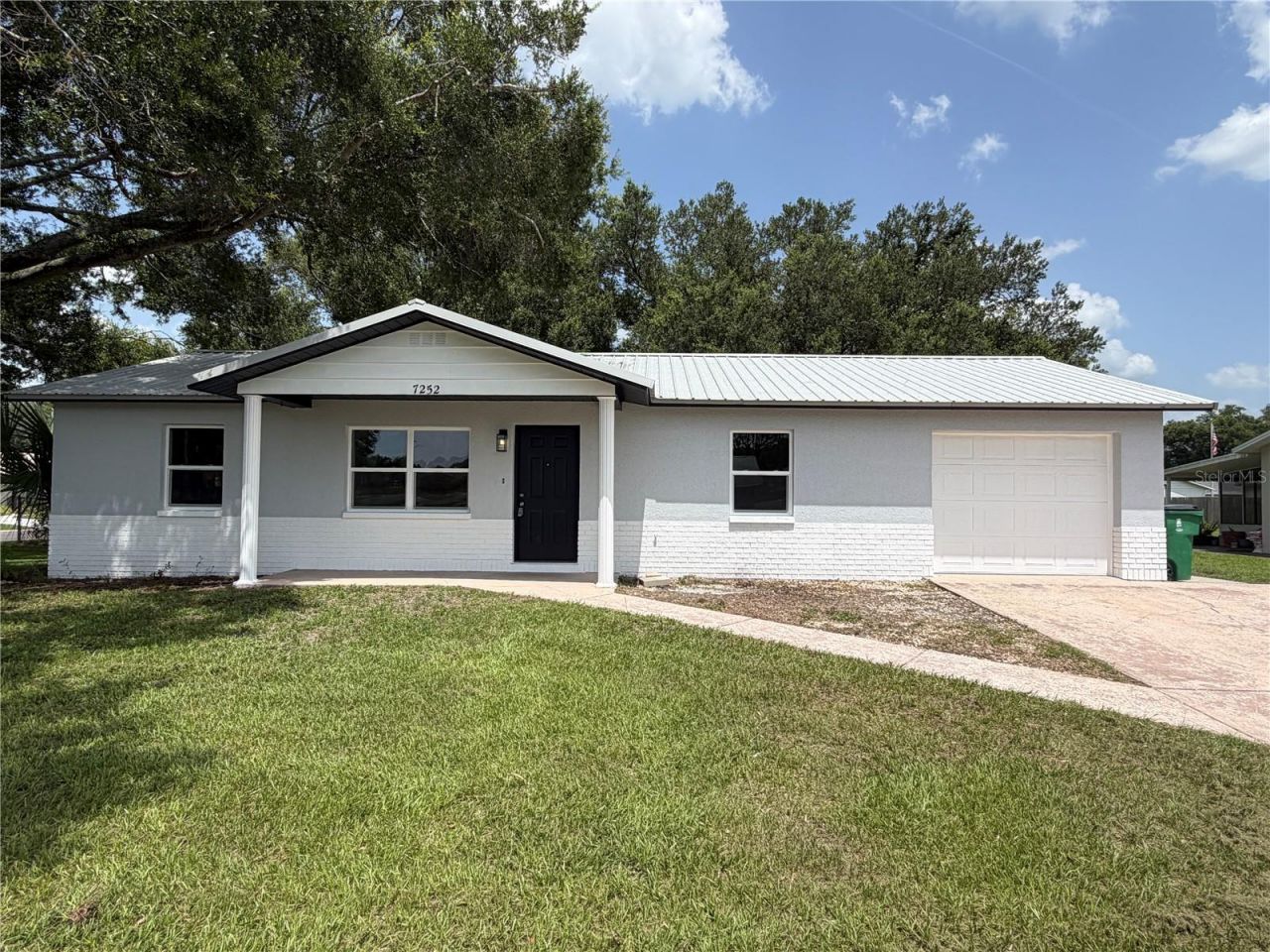 7252 Landover Drive, Zephyrhills, FL 33540 Main Photo